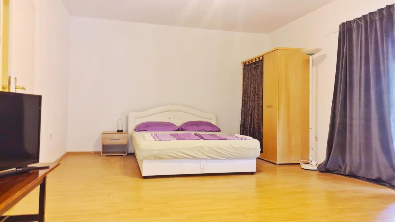 Apartments Discovery 2 Ljubuski Luaran gambar